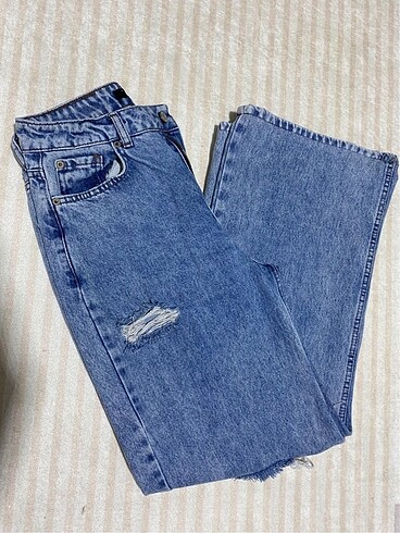 Wide Leg Jean