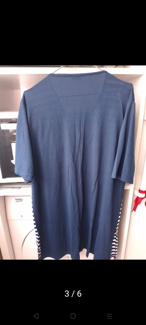 Mavi Çizgili V Yakalı bluz - Görsel 3