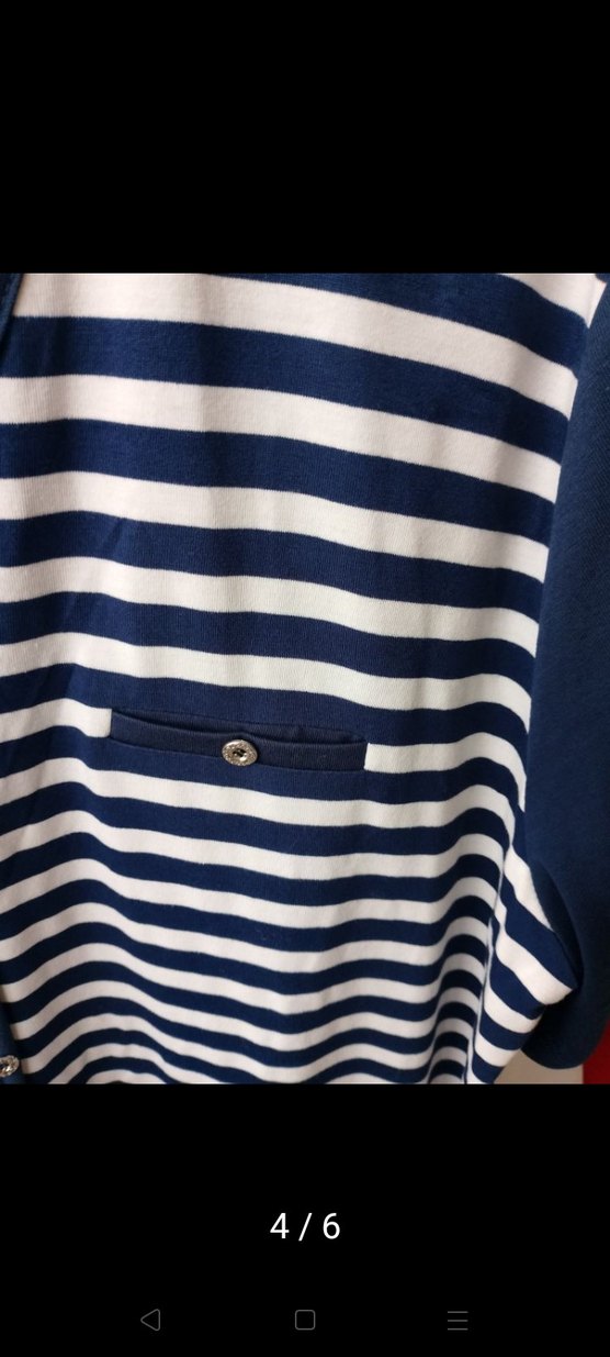 Mavi Çizgili V Yakalı bluz - Görsel 4