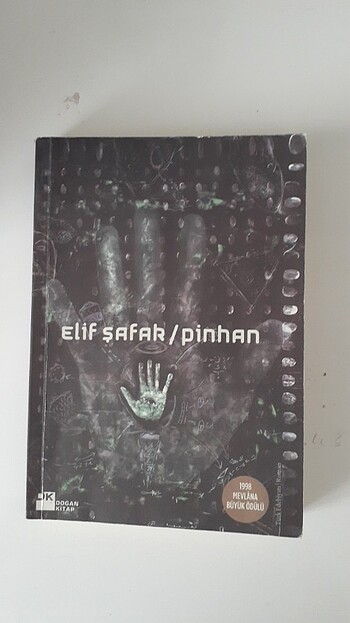 Elif Şafak Pinhan ödüllü kitabı