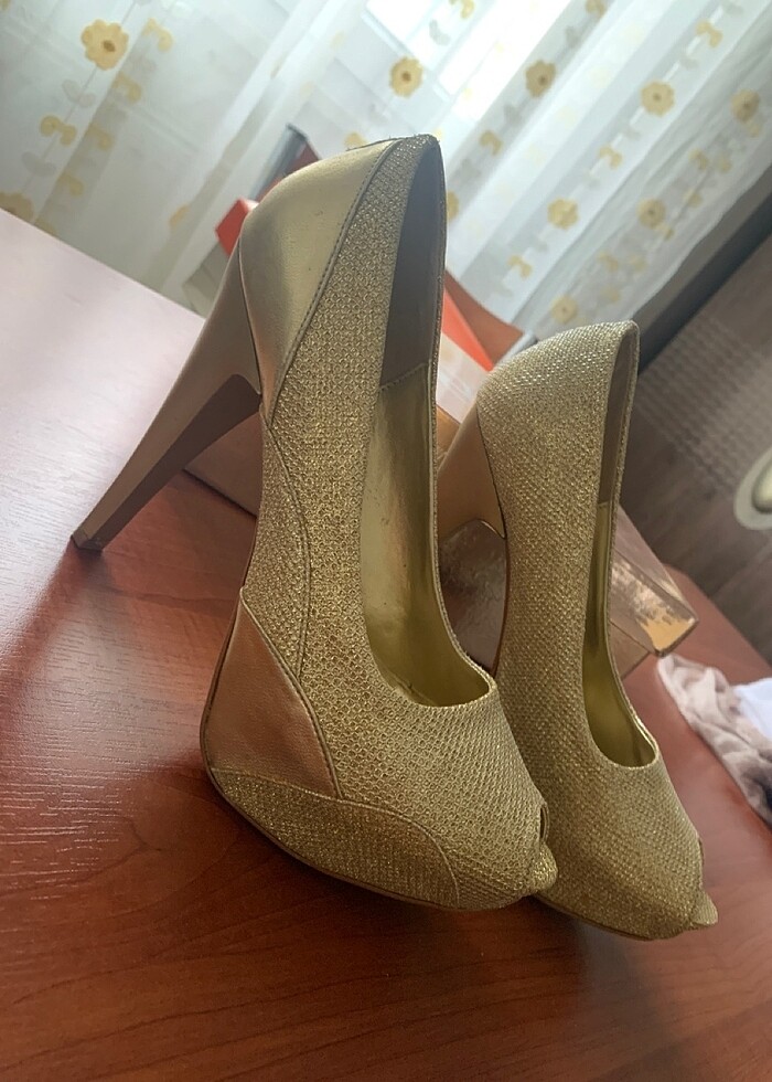 Klasik platform topuklu ayakkabı - Görsel 2