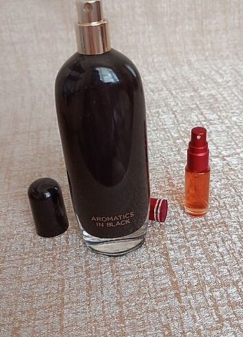 Clinique Clinique Aromatics in Black 5ml Dekant