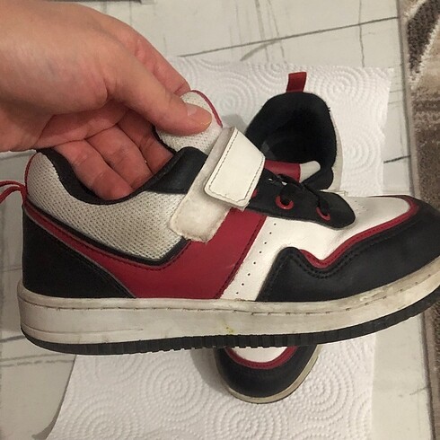 LC Waikiki LCW erkek çocuk ayakkabısı 33 numara