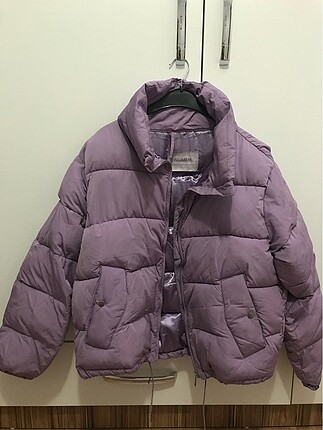 pull and bear lila şişme mont