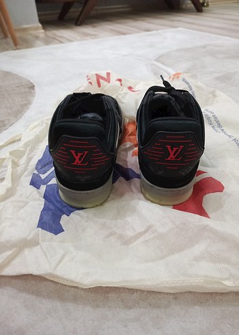 44 Beden siyah Renk Louis Vuitton Siyah Bağcıklı Erkek Spor Ayakkabı