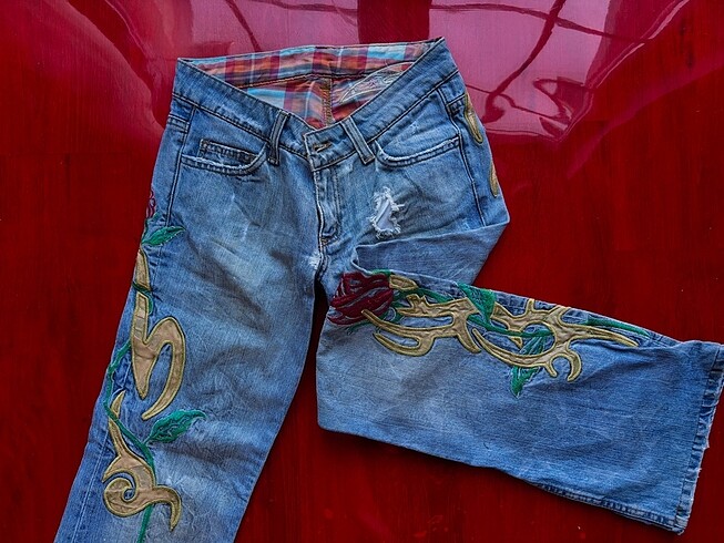 LowRise y2K JEAN