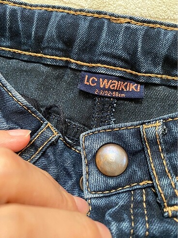24-36 Ay Beden lacivert Renk Lc Waikiki 2-3 yaş kot pantolon