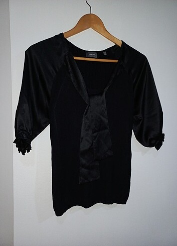 Sabri Özel Bluz 2 ve ya 3 Kere Giyildi - Görsel 6