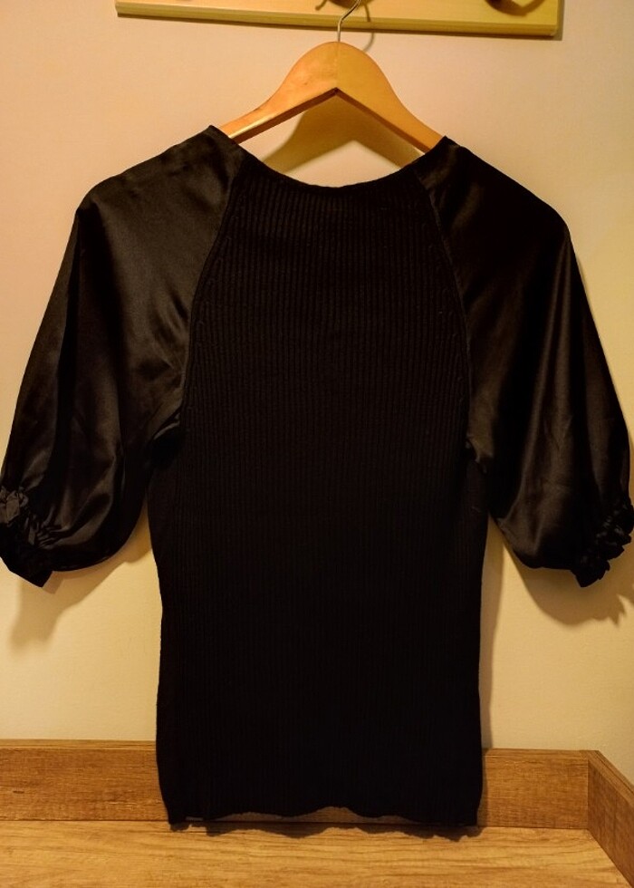 Sabri Özel Bluz 2 ve ya 3 Kere Giyildi - Görsel 5