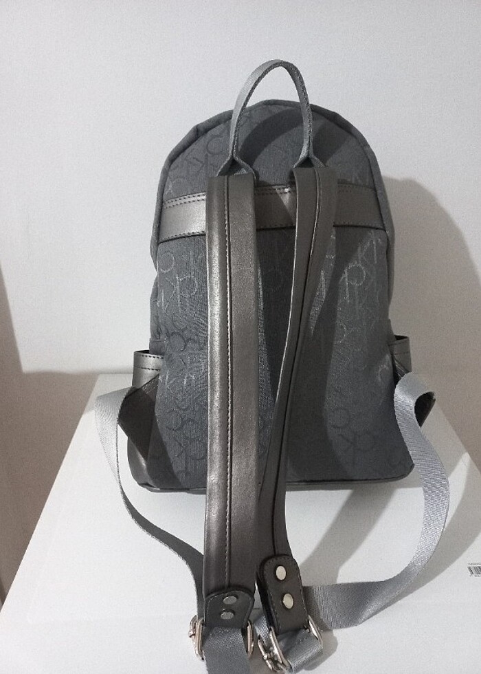 Calvin Clain Sırt Çantası - Görsel 3