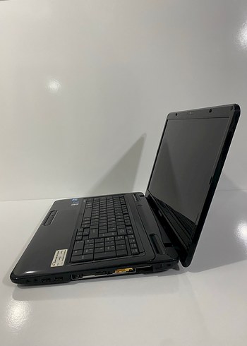 DEV EKRAN TOSHİBA İ3 LAPTOP - Görsel 5