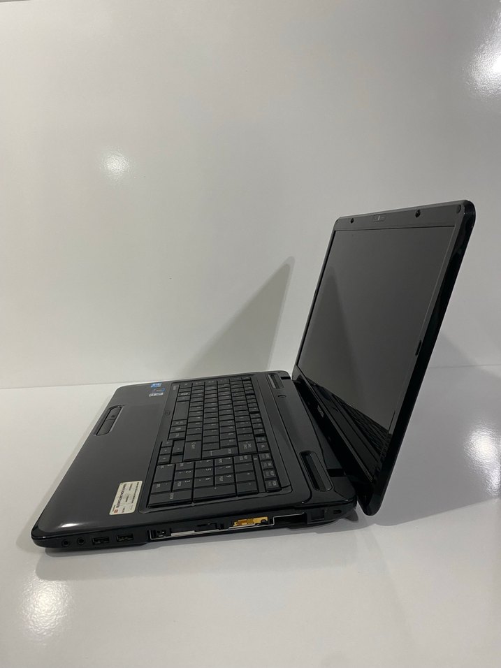 DEV EKRAN TOSHİBA İ3 LAPTOP - Görsel 5