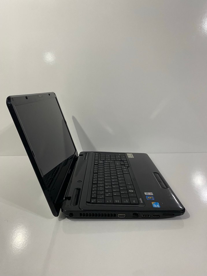 DEV EKRAN TOSHİBA İ3 LAPTOP - Görsel 4