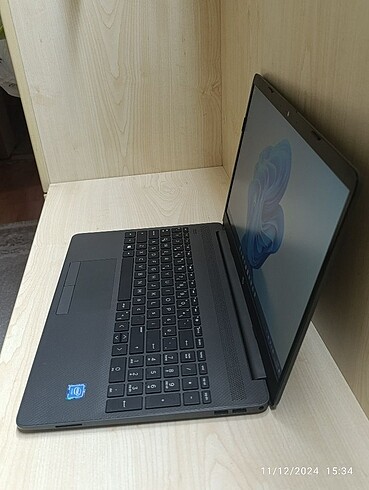  Beden SIFIRDAN FARKSIZ HP LAPTOP