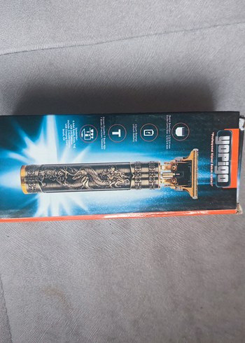 Diger Altın Renkli Elektrikli Traş Makinesi