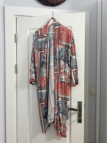 LC Waikiki Kimono