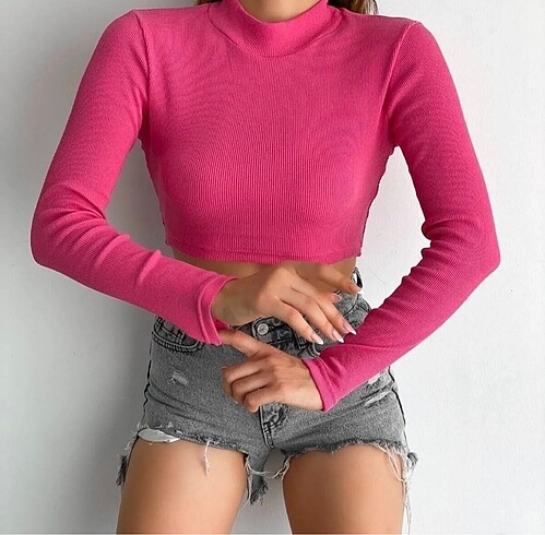 Pembe crop bluz