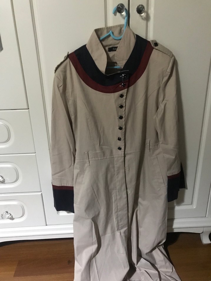 Bej Pamuklu Uzun Düğmeli Uzun pardesü - Görsel 2