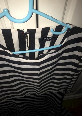 Uzun Siyah-Beyaz Çizgili Kadın Elbise - Görsel 2