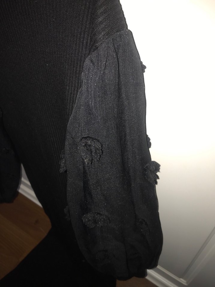 Siyah uzun elbise kolları tüllü - Görsel 3