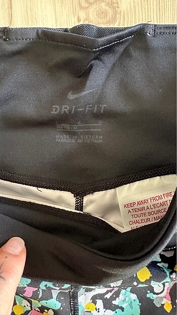 12-13 Yaş Beden siyah Renk Nike DRI -FIT