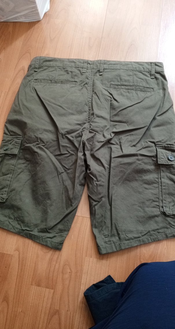 Erkek Kemerli Haki Midi Şort - Görsel 2