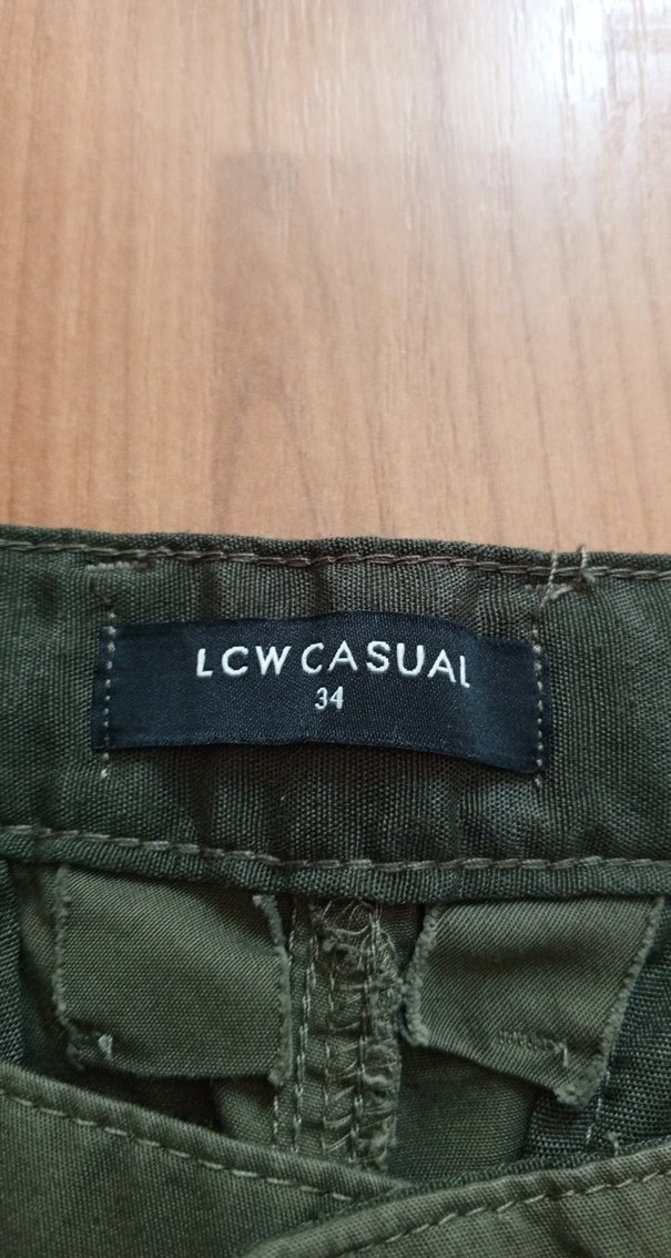 Erkek Kemerli Haki Midi Şort - Görsel 3