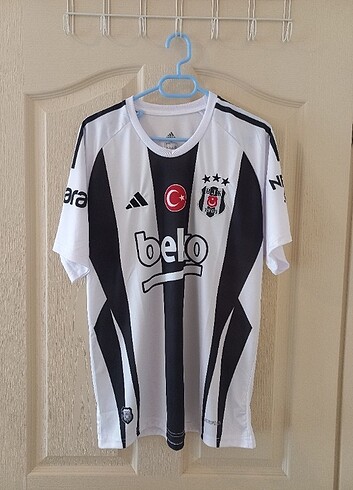 Beşiktaş forması, unisex