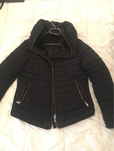 Zara mont