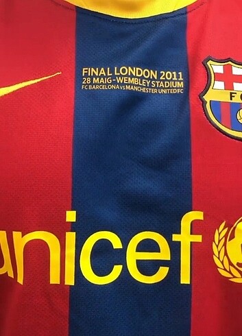 Barcelona 2010/2011 sezonu efsane nostalji iç saha forması