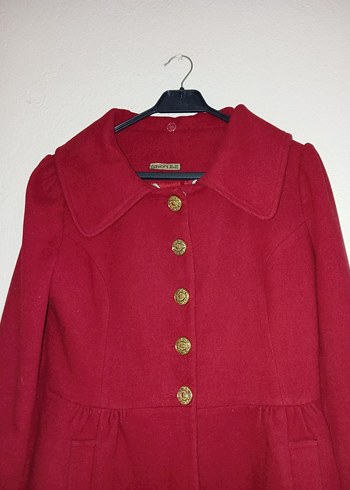 Düğmeli Kırmızı Kadın Kaban - Görsel 4