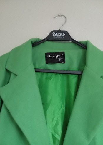 Yeşil Düğmeli Midi Kadın Kaban - Görsel 5