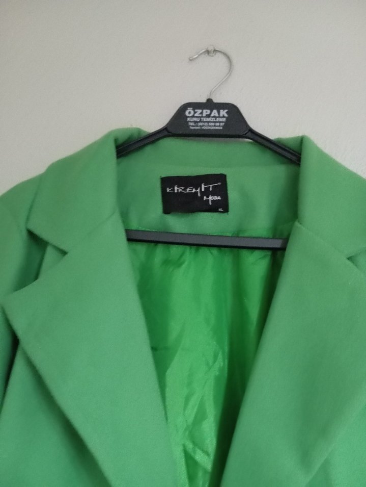 Yeşil Düğmeli Midi Kadın Kaban - Görsel 5