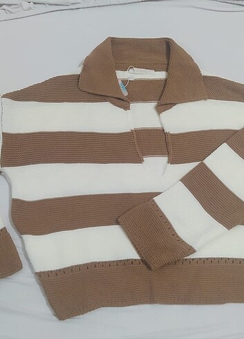 Polo Yaka Crop Triko Kazak