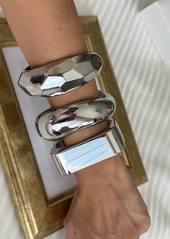 Zara Zara model gümüş renk geometrik manşet bileklik