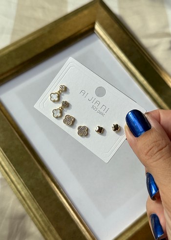 Gold yonca sedef taşlı çoklu Küpe Seti