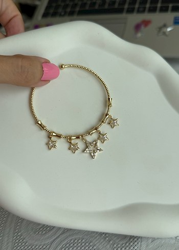  Beden altın Renk Altın Renk yıldız charmlı şans bilekliği