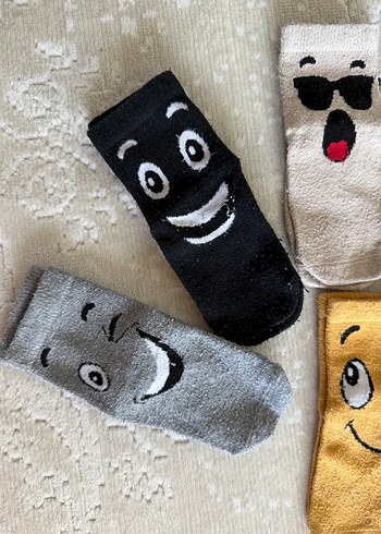 Lcwaikiki 23-26 numara Çocuk Renkli Çoraplar - Görsel 2