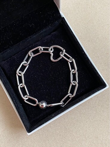Beden Pandora me kalp charm