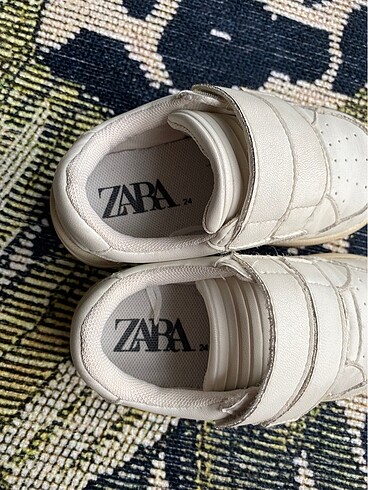 Zara Zara krem bebek sneakers