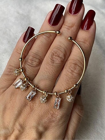 Beden altın Renk Gold taşlı charm şans bilekliği