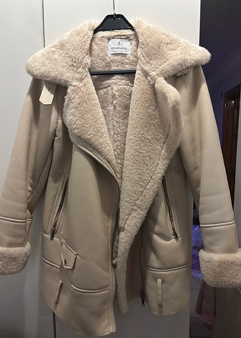 Stradivarius Kürklü Kadın Ceket