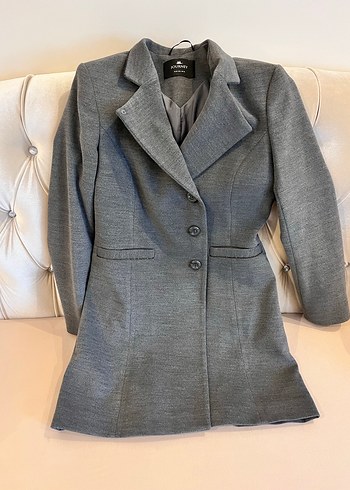 Düğmeli Gri kaşe  Kadın Kaban - Görsel 2