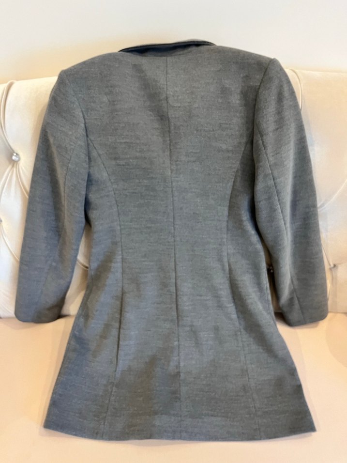 Düğmeli Gri kaşe  Kadın Kaban - Görsel 4