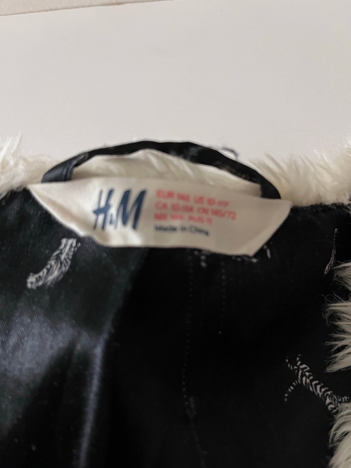 Kız Çocuk beyaz peluş yelek - Görsel 2