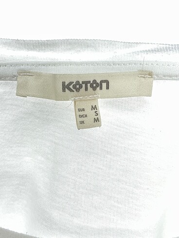 m Beden beyaz Renk Koton T-shirt %70 İndirimli.
