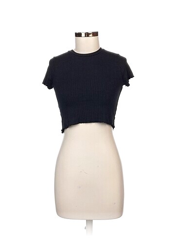 Koton T-shirt %70 İndirimli.
