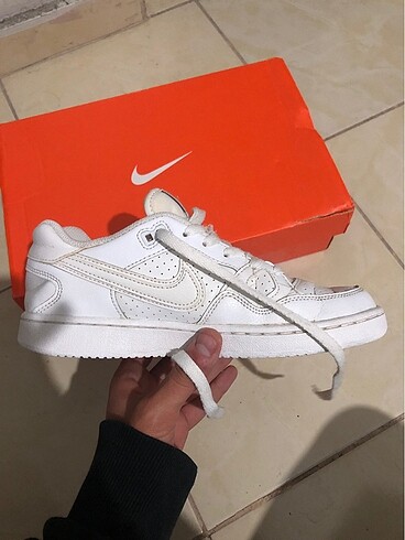40 Beden beyaz Renk nike spor ayakkabı