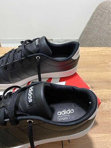 38 Beden siyah Renk adidas spor ayakkabı