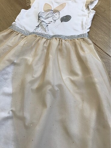 8 Yaş Beden Lcwaikiki marka kız çocuk elbise 7-8 yaş pırıltılı simli elbise